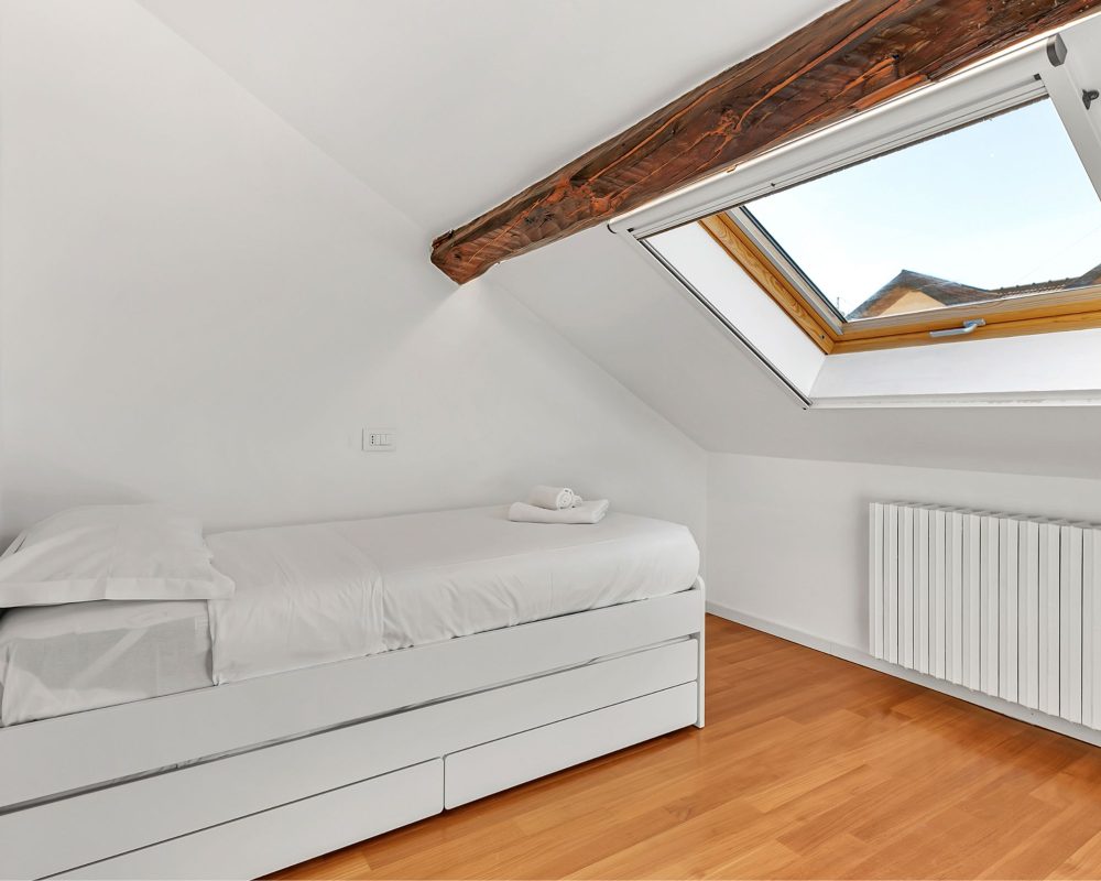 cosmopolitan bedroom